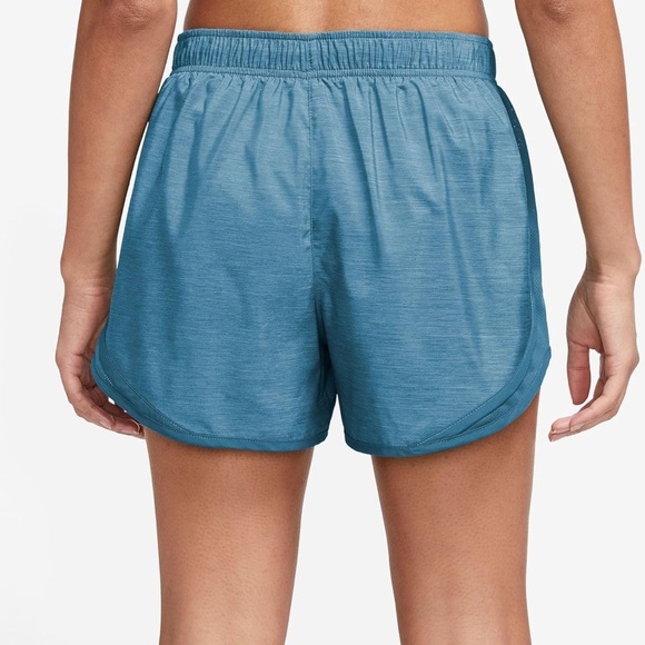 Women’s Nike Dri-Fit Tempo Lined Running Shorts Workout Athletic Size Medium - Picture 2 of 16